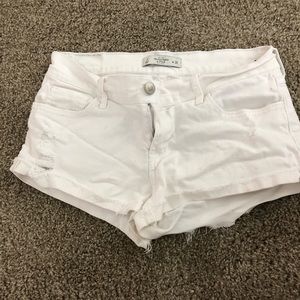 Abercrombie & Fitch low rise shorts- Size 2